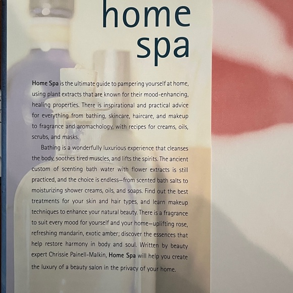 L'OCCITANE Home Spa Guide-Pamper Yourself from Head to Toe - Picture 3 of 3